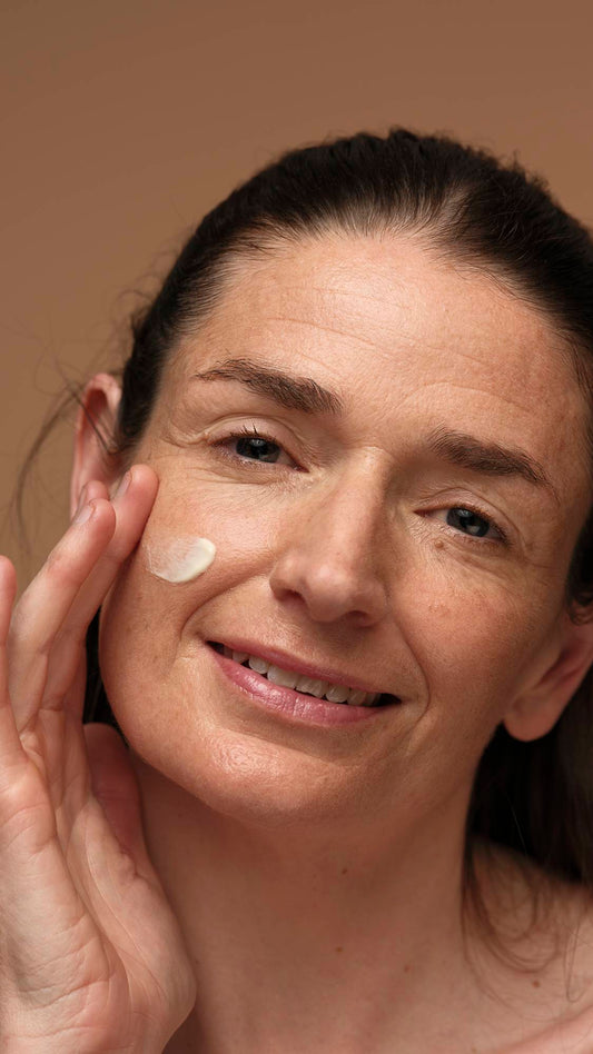 Skin's Shangri La Self-Preserving - US 3773