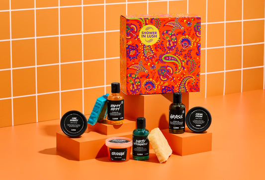 Shower In Lush - US 2380